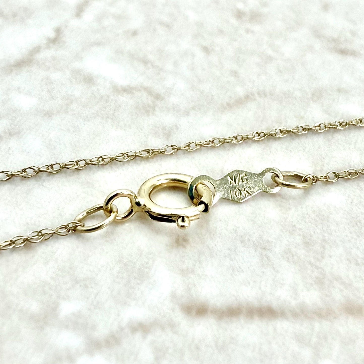 Solid 10K Yellow Gold Natural Emerald Heart Key Pendant Necklace - WeilJewelry