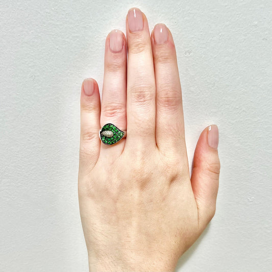 14 Karat White Gold Calla Lily Flower Tsavorite Garnet & Diamond Ring - WeilJewelry