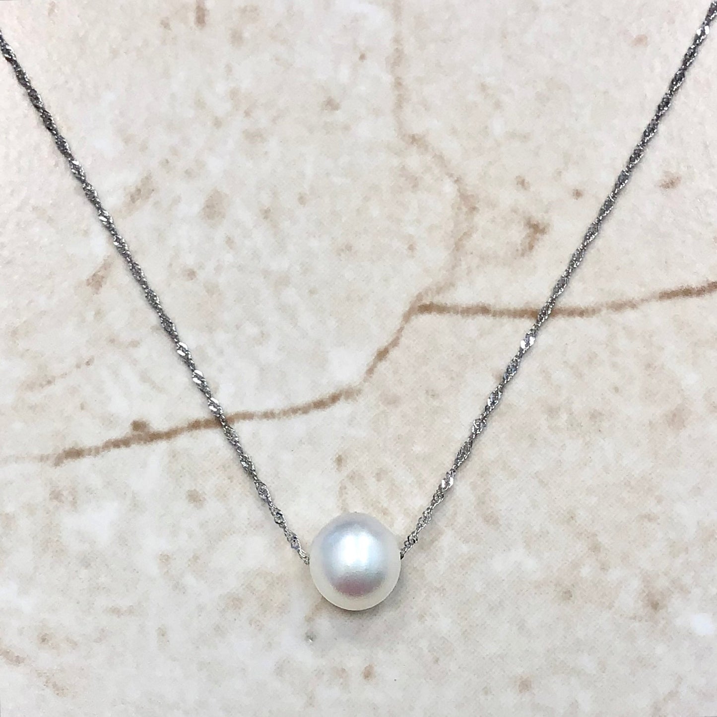 14 Karat White Gold Single White Pearl Pendant Necklace