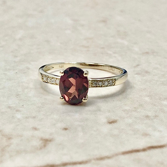 14 Karat Yellow Gold January Birthstone Oval Garnet & Diamond Ring - WeilJewelry