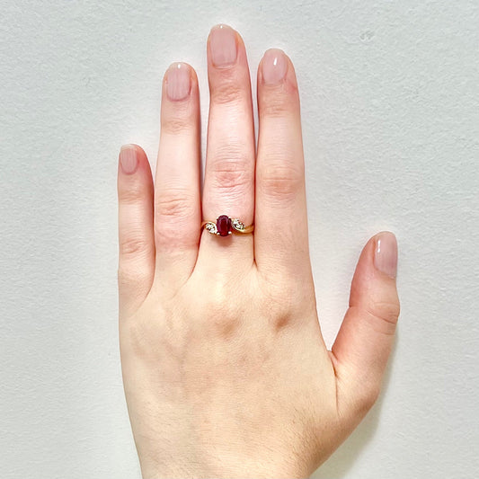 14 Karat Yellow Gold Natural 0.95 Carat Oval Ruby & Diamond Ring - WeilJewelry