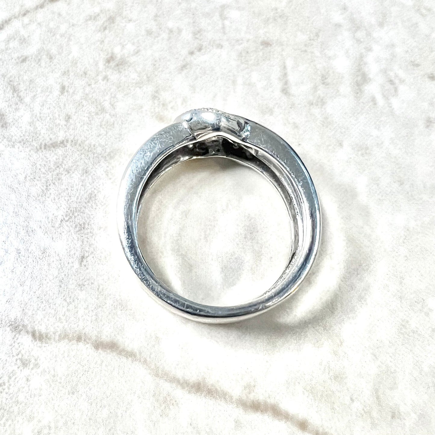 Fine 14 Karat White Gold Diamond Heart Ring - WeilJewelry