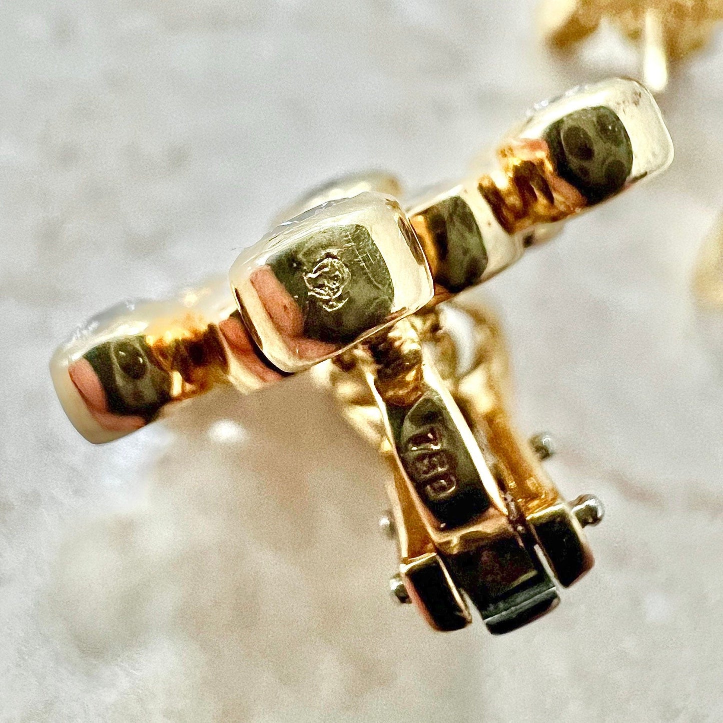 Fine Handcrafted 18 Karat Yellow Gold 2.10 Carats Diamond Snowflake Earrings By Carvin French - WeilJewelry