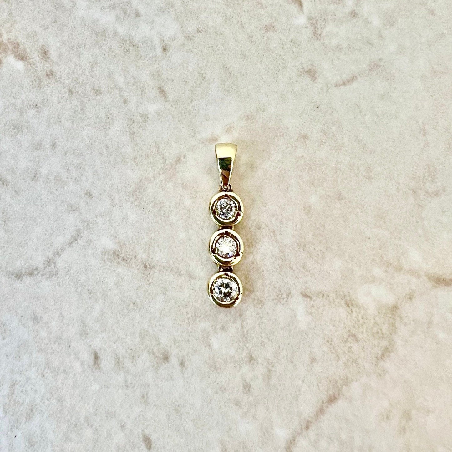 Fine Vintage 18 Karat Yellow Gold 0.30 Carat Three - Stone Diamond Pendant Necklace - WeilJewelry