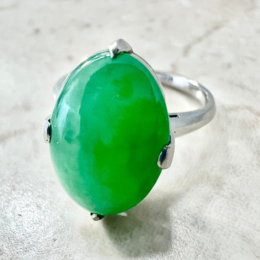 Fine Vintage 1960βs Platinum Natural 4.75 Carats Green Jadeite Solitaire Ring - WeilJewelry