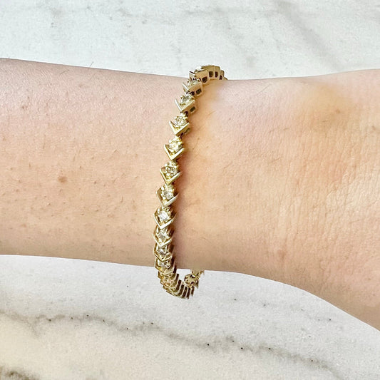 Vintage 14 Karat Yellow Gold 2.50+ Carats Diamond Tennis Bracelet With Chevron Design - WeilJewelry