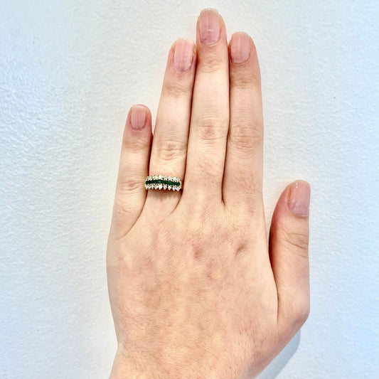 Vintage 14 Karat Yellow Gold Natural Emerald & Diamond Band Ring - Size 5.5 US / K 1/2 UK - WeilJewelry