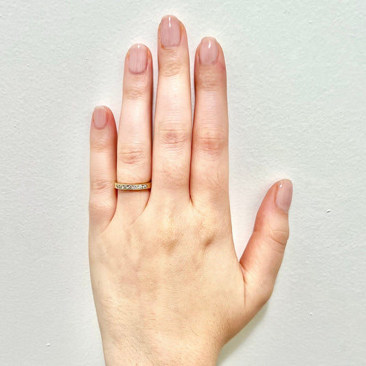 Vintage 14 Karat Yellow Gold Seven - Stone 0.20 Carat Diamond Wedding Band Ring - WeilJewelry