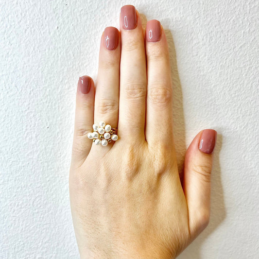 Vintage 18 Karat Yellow Gold White Pearl Ring - WeilJewelry