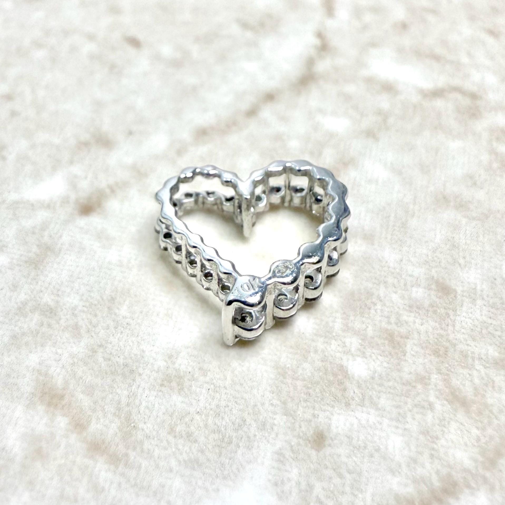 10 Karat White Gold Graduated Diamond Heart Pendant - WeilJewelry