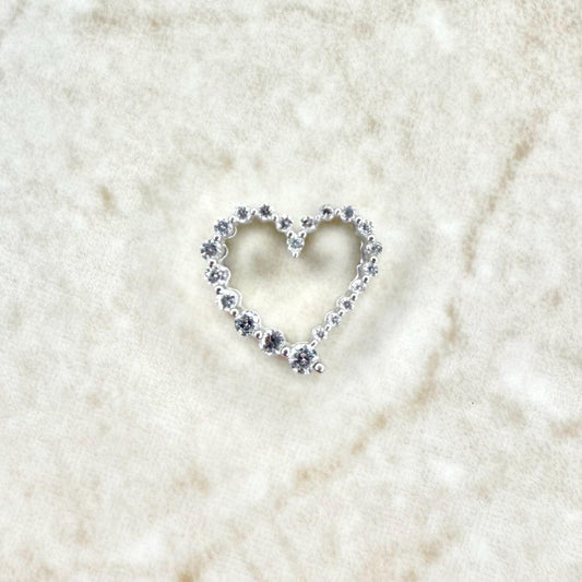 10 Karat White Gold Graduated Diamond Heart Pendant - WeilJewelry