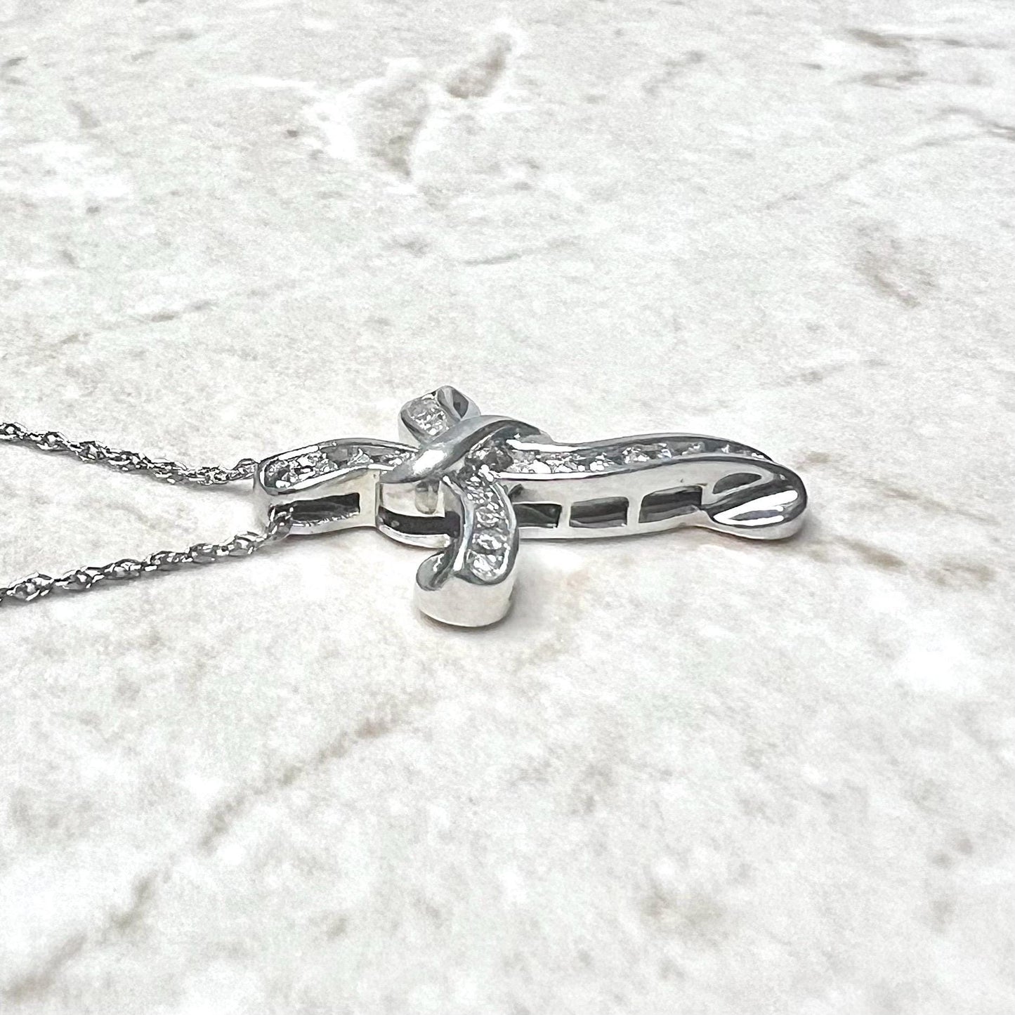 10 Karat White Gold Natural Diamond Cross Pendant Necklace - WeilJewelry