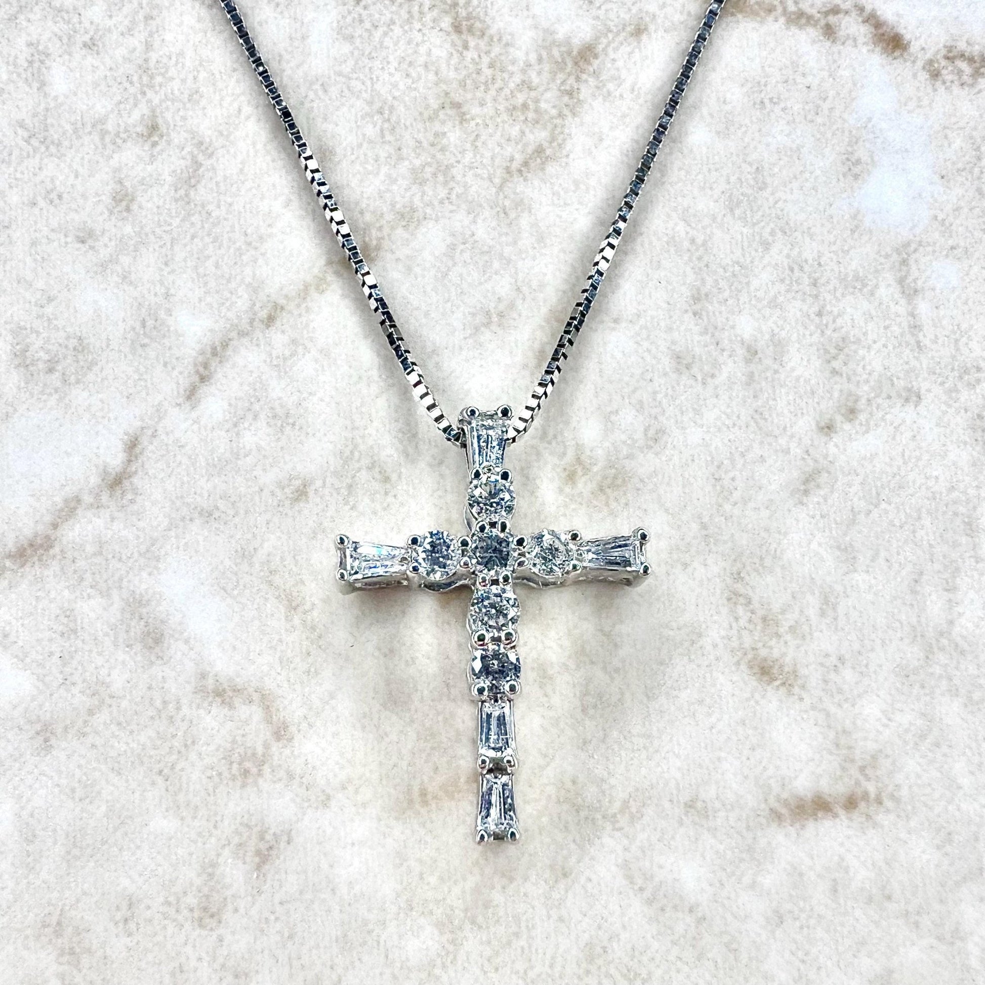 14 Karat White Gold 0.25 Carat Diamond Cross Pendant Necklace - WeilJewelry