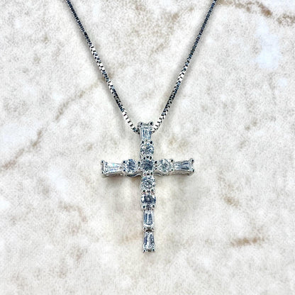 14 Karat White Gold 0.25 Carat Diamond Cross Pendant Necklace - WeilJewelry