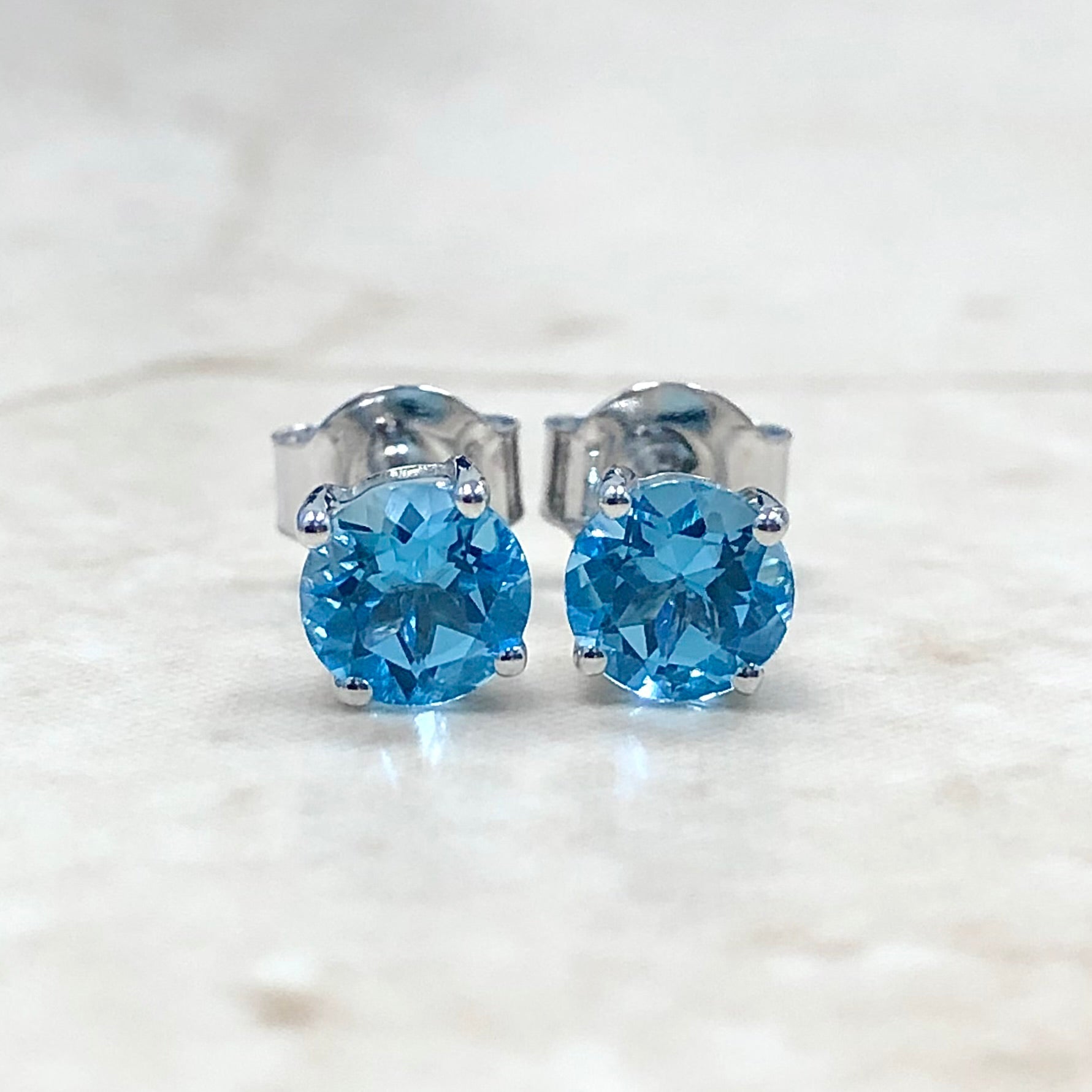 14 Karat White Gold December Birthstone Round Swiss Blue Topaz Stud Earrings - WeilJewelry