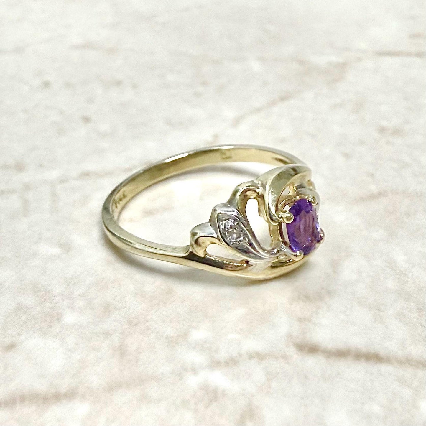 14 Karat Yellow Gold Amethyst Solitaire Ring With Diamond Accent - WeilJewelry