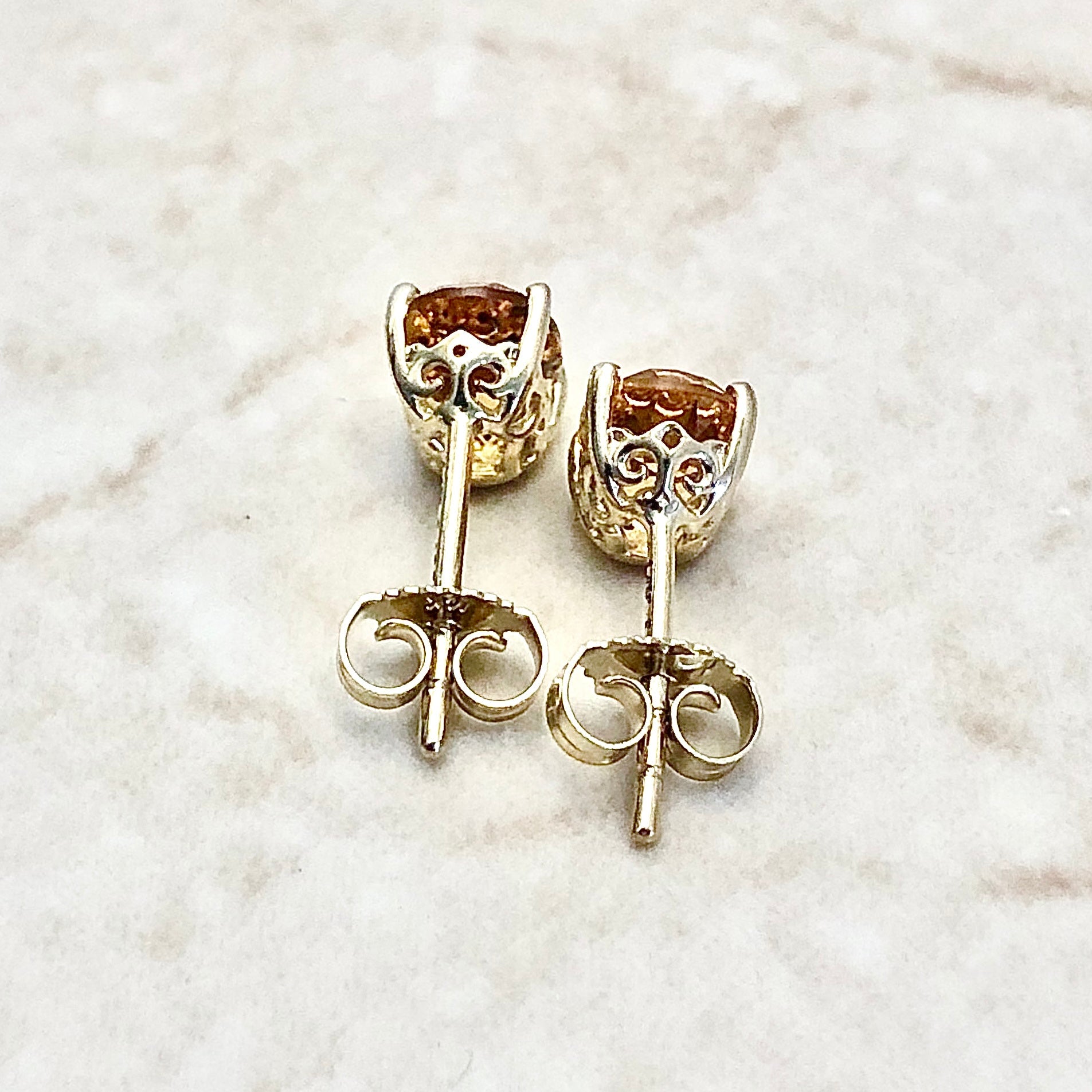 14 Karat Yellow Gold November Birthstone Oval Citrine Stud Earrings - WeilJewelry