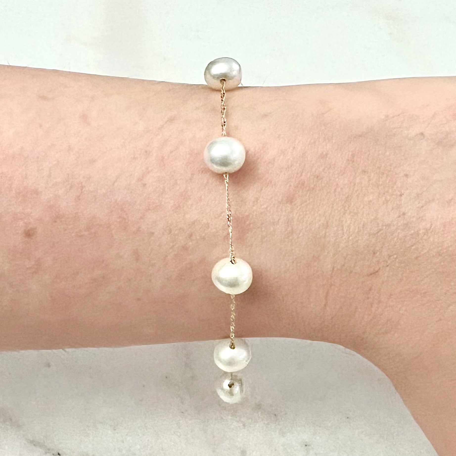 14 Karat Yellow Gold Tin Cup White Pearl Bracelet - WeilJewelry