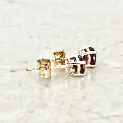 14 Karat Yellow Gold January Birthstone Natural Round Garnet Stud Earrings