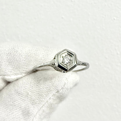 Antique Art Deco 18 Karat White Gold Diamond Solitaire Engagement Ring - WeilJewelry