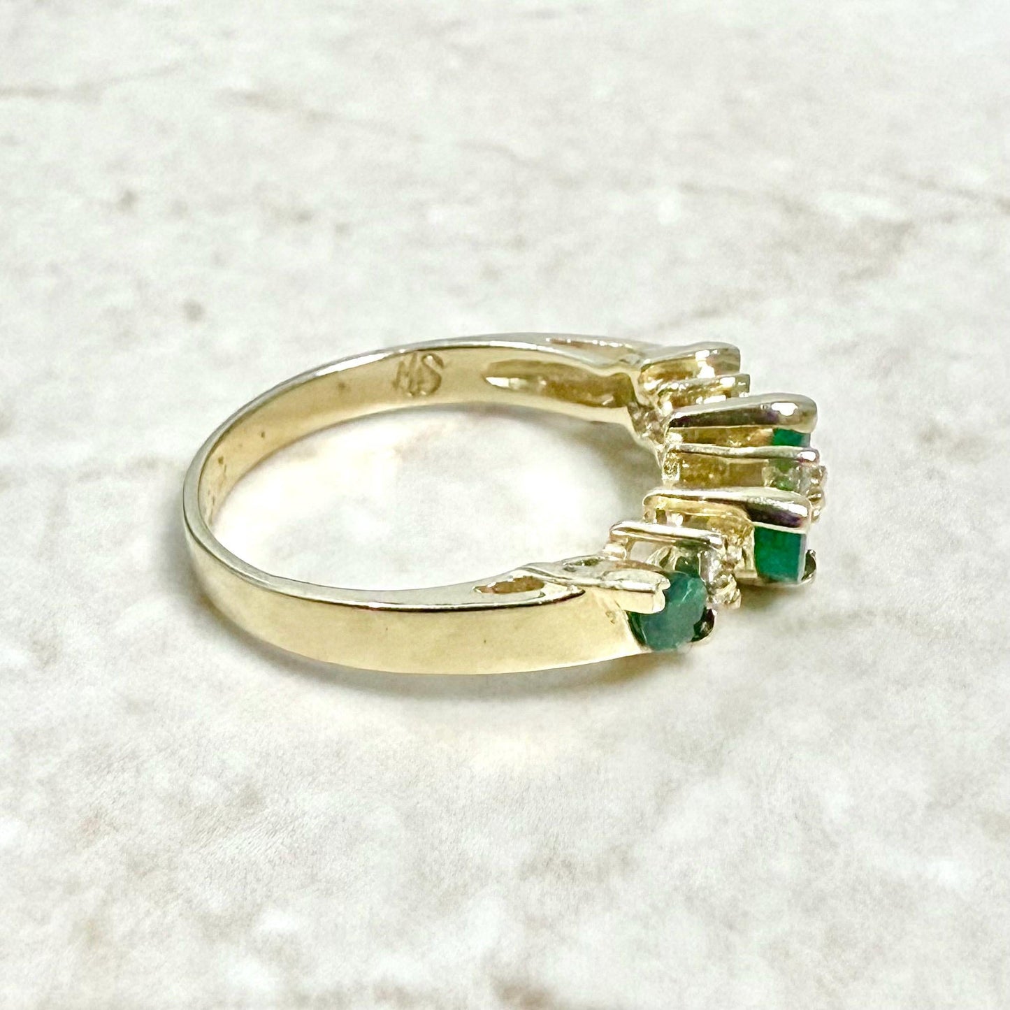 Fine Vintage 14 Karat Yellow Gold Diamond & Natural Emerald Band Ring - WeilJewelry