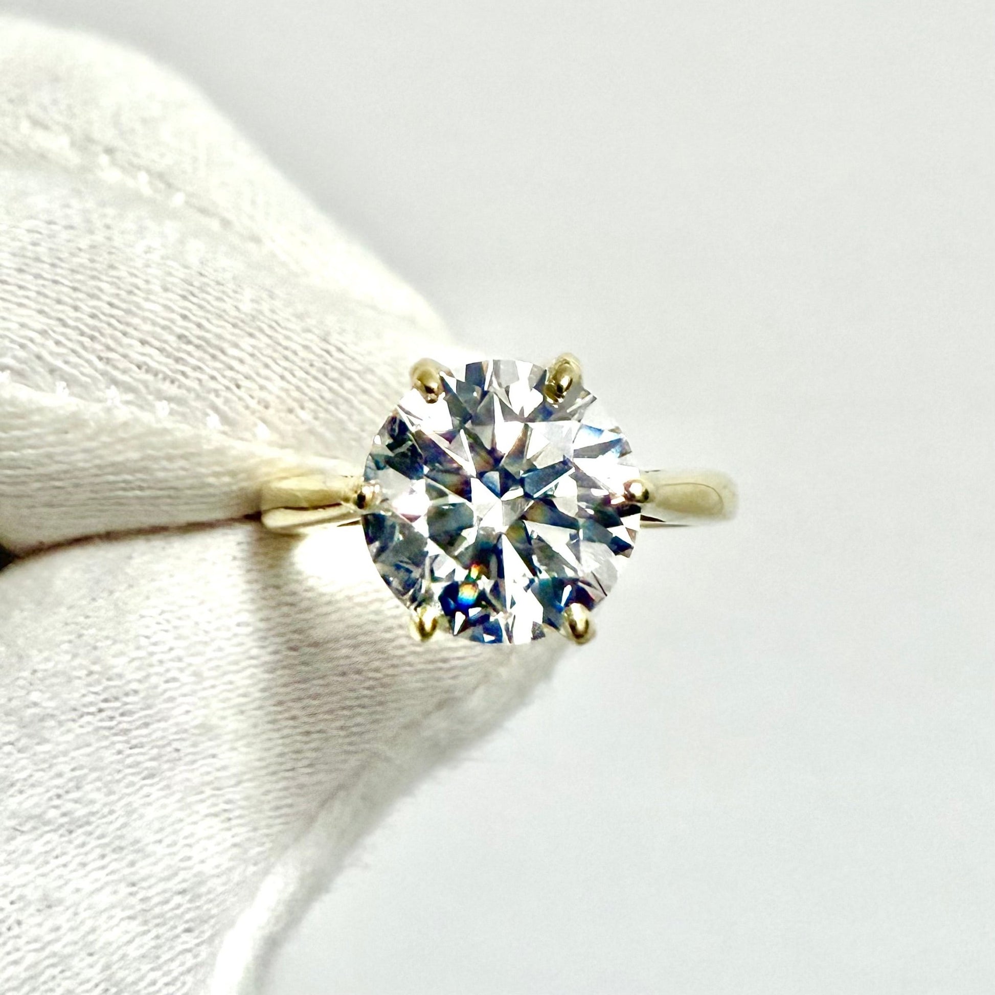 Handcrafted 18K Yellow Gold 2.56 Carats Lab Grown Diamond Solitaire Engagement Ring - WeilJewelry