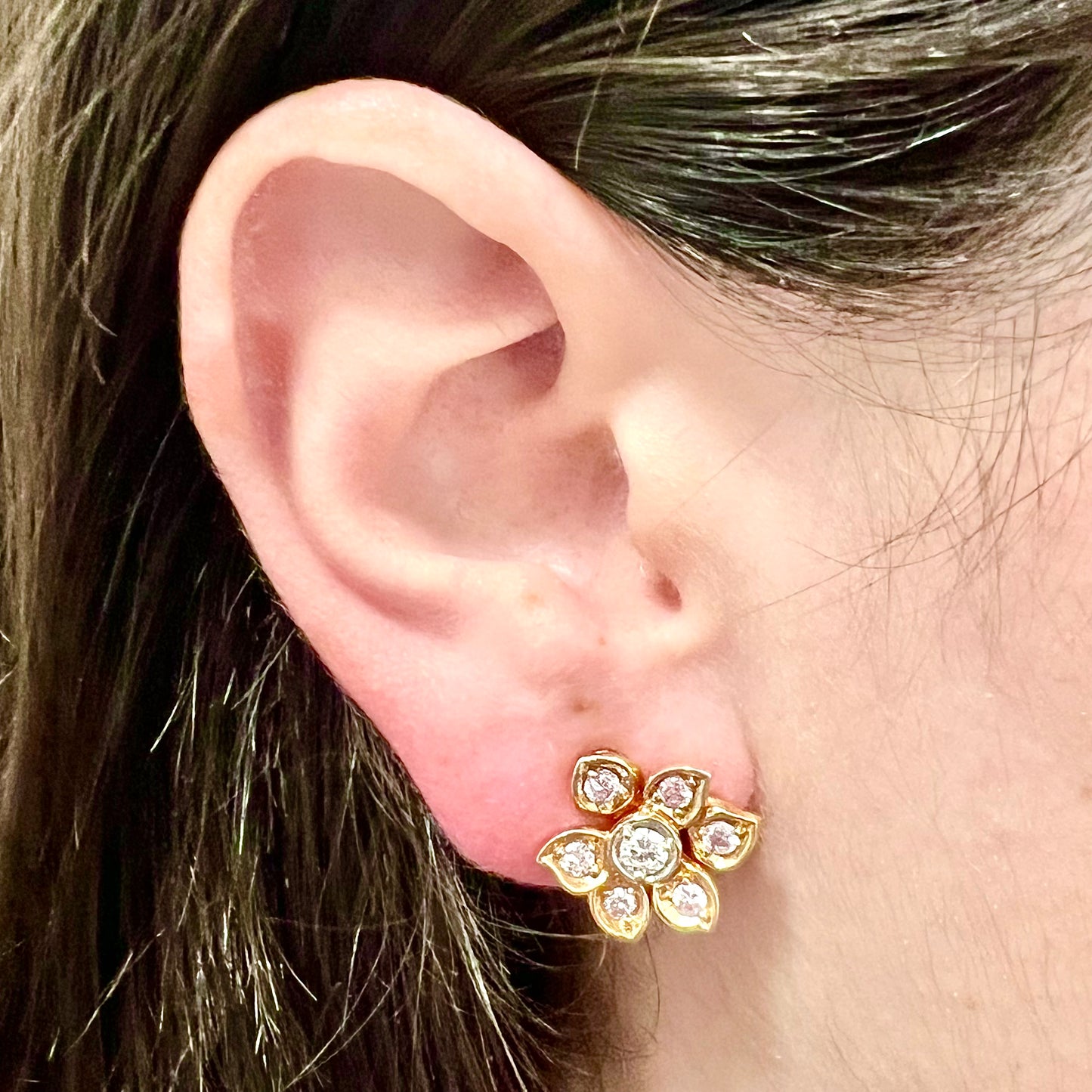 Rare Vintage Handcrafted 18 Karat Rose Gold Natural Pink Diamond Flower Earrings By Carvin French