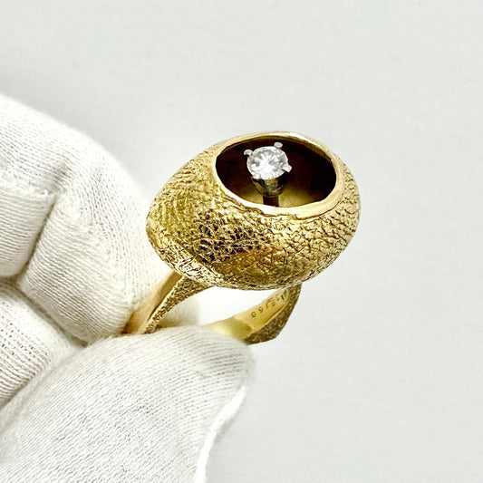 One Of One Vintage Roger Lucas For Cartier “Space” 18K Gold Diamond Ring - WeilJewelry