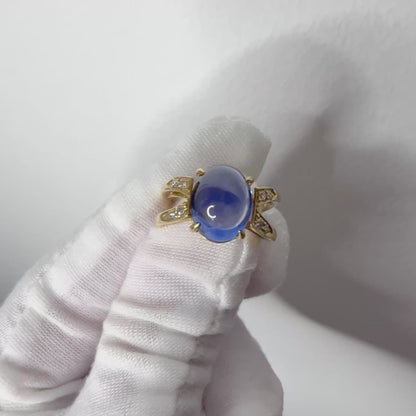 Vintage 18 Karat Yellow Gold 8.38 Carats Untreated Sapphire & Diamond Solitaire Ring By Carvin French Jewelers