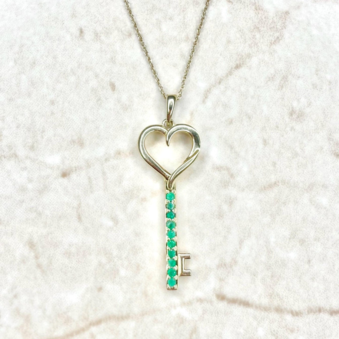 Solid 10K Yellow Gold Natural Emerald Heart Key Pendant Necklace - WeilJewelry