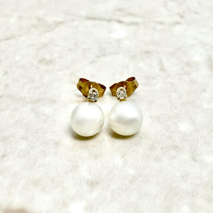 Vintage 10K Yellow Gold Pearl & Diamond Pendant & Stud Earrings Set - WeilJewelry