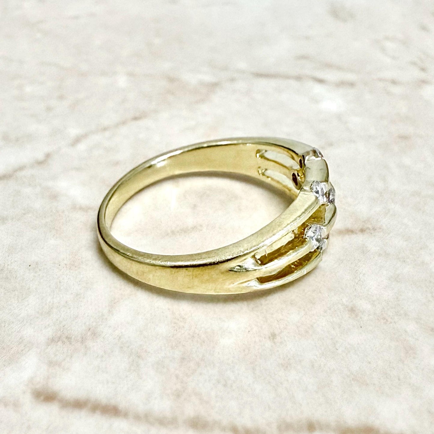 Vintage 14 Karat Yellow Gold Natural Diamond Band Ring - WeilJewelry