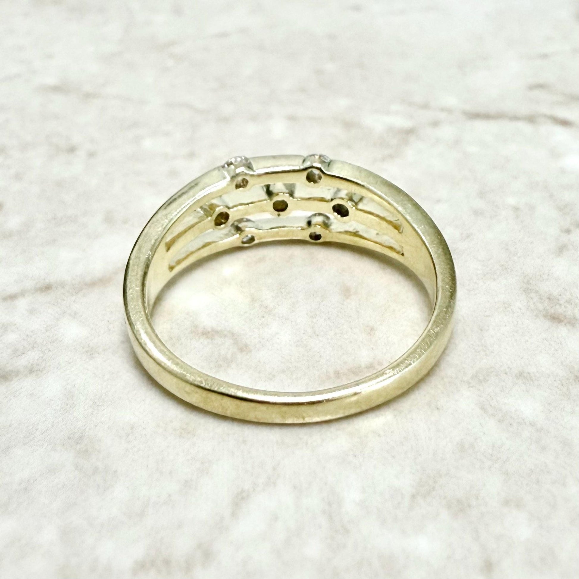 Vintage 14 Karat Yellow Gold Natural Diamond Band Ring - WeilJewelry