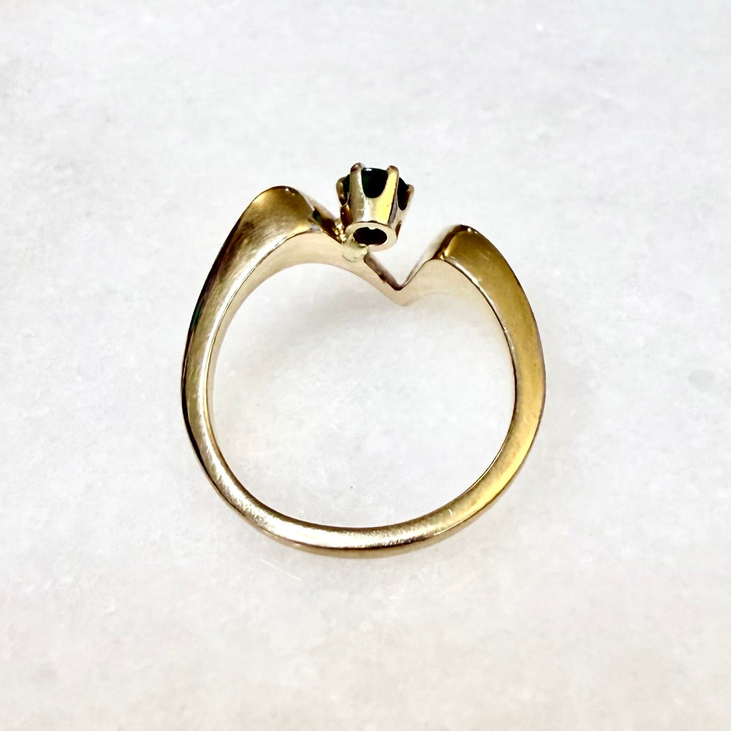 Vintage 14 Karat Yellow Gold Natural Tsavorite Garnet Solitaire Ring - WeilJewelry