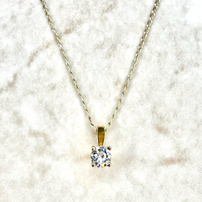 Vintage 14K Yellow Gold 0.17 Carat Natural Diamond Solitaire Pendant Necklace - WeilJewelry