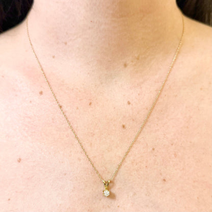 Vintage 14K Yellow Gold Natural 0.15 Carat Diamond Solitaire Pendant Necklace - WeilJewelry