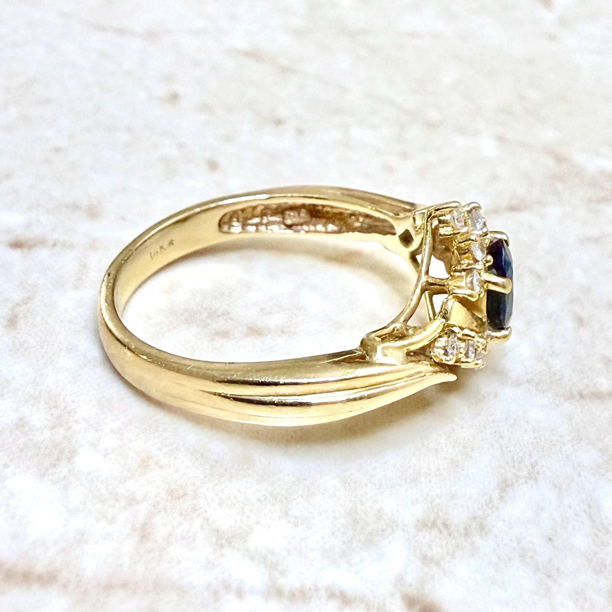 Vintage 14K Yellow Gold Natural Blue Sapphire & Diamond Ring - WeilJewelry