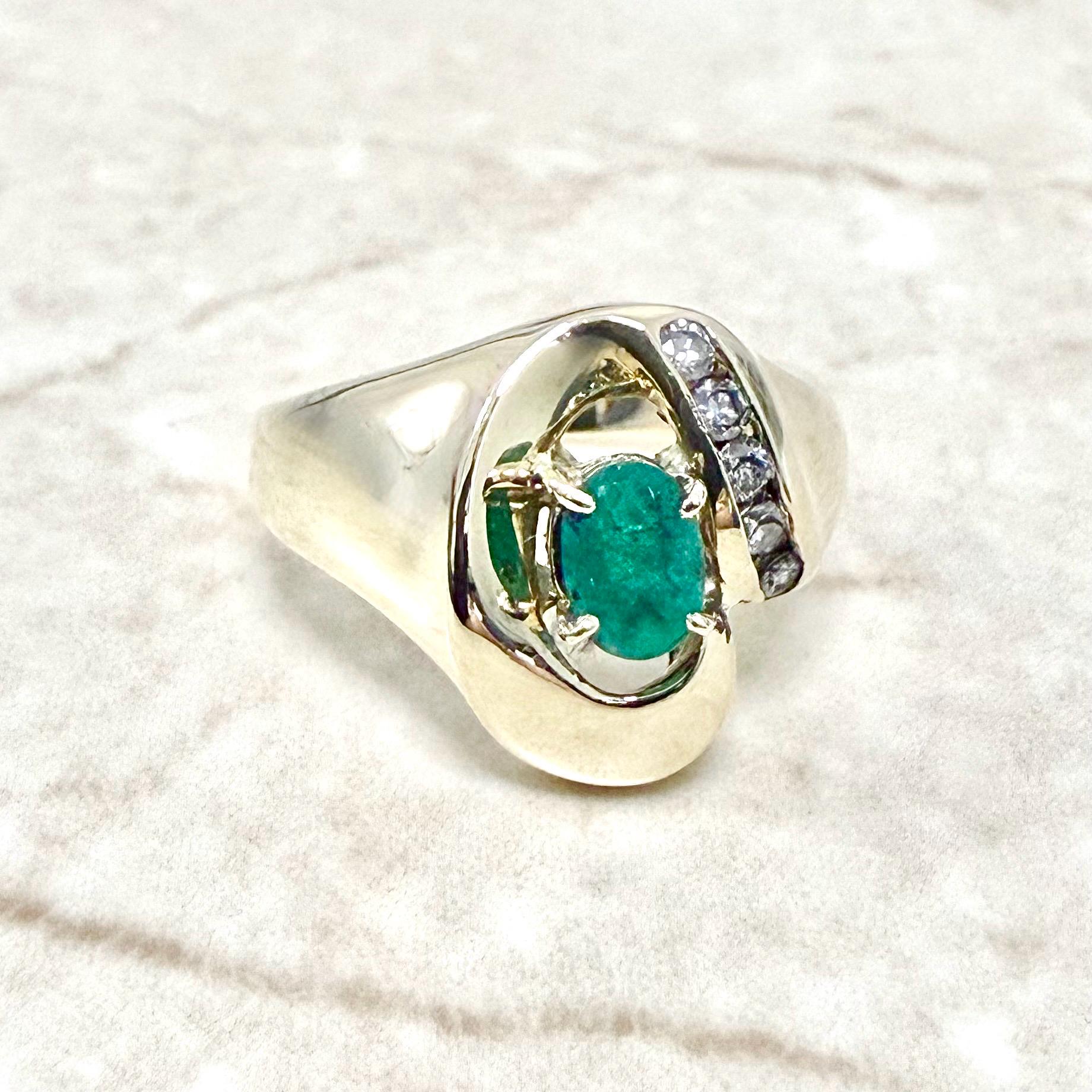 Vintage 14K Yellow Gold Natural Emerald & Diamond Ring - WeilJewelry