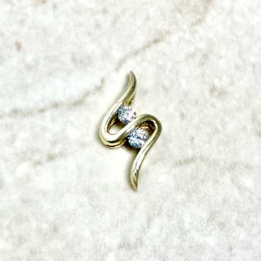 Vintage 14K Yellow Gold Wavy 2 - Stone 0.18 Carat Natural Diamond Pendant - WeilJewelry