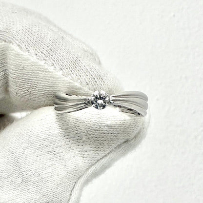 Vintage 18 Karat White Gold 0.15 Carat Natural Diamond Solitaire Ring - WeilJewelry