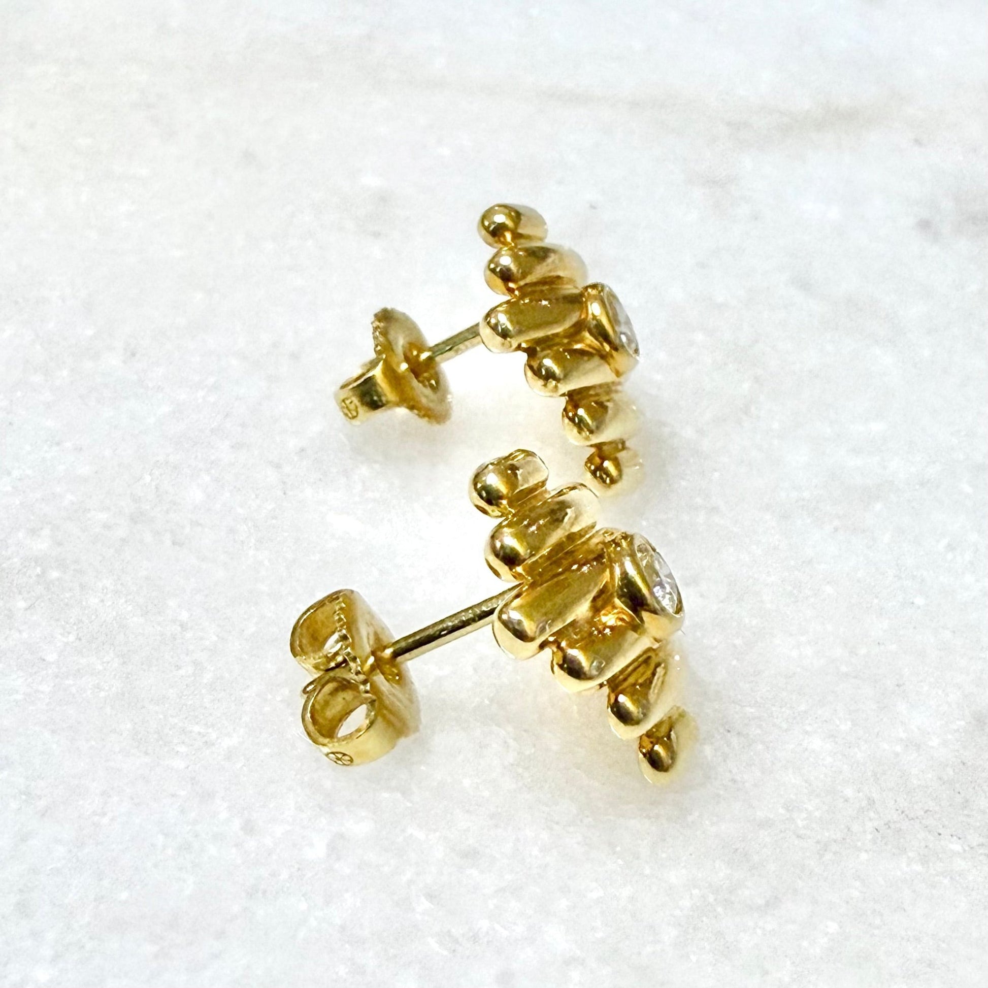 Vintage 18 Karat Yellow Gold 0.20 Carat Diamond Stud Earrings - WeilJewelry