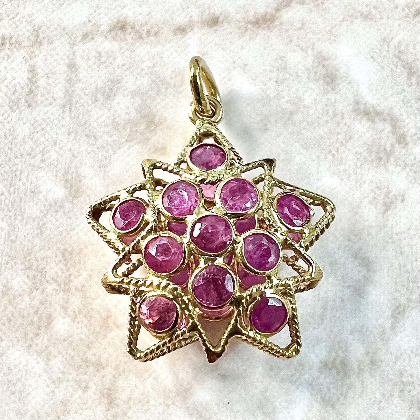 Vintage 18 Karat Yellow Gold Natural Ruby Star Pendant - WeilJewelry