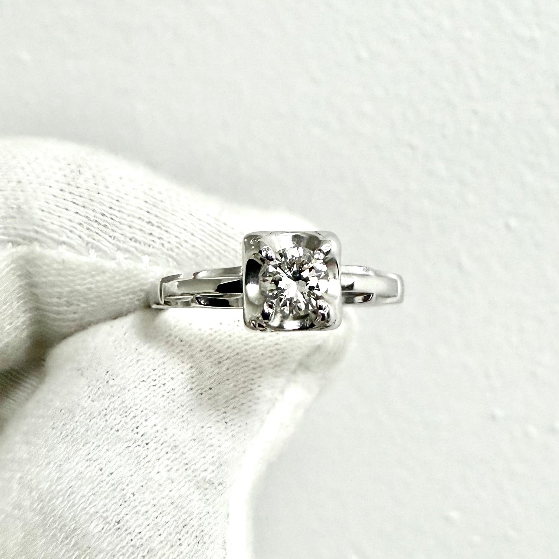 Vintage 1940’s Retro 14 Karat Yellow Gold 0.30 Carat Diamond Solitaire Engagement Ring - WeilJewelry