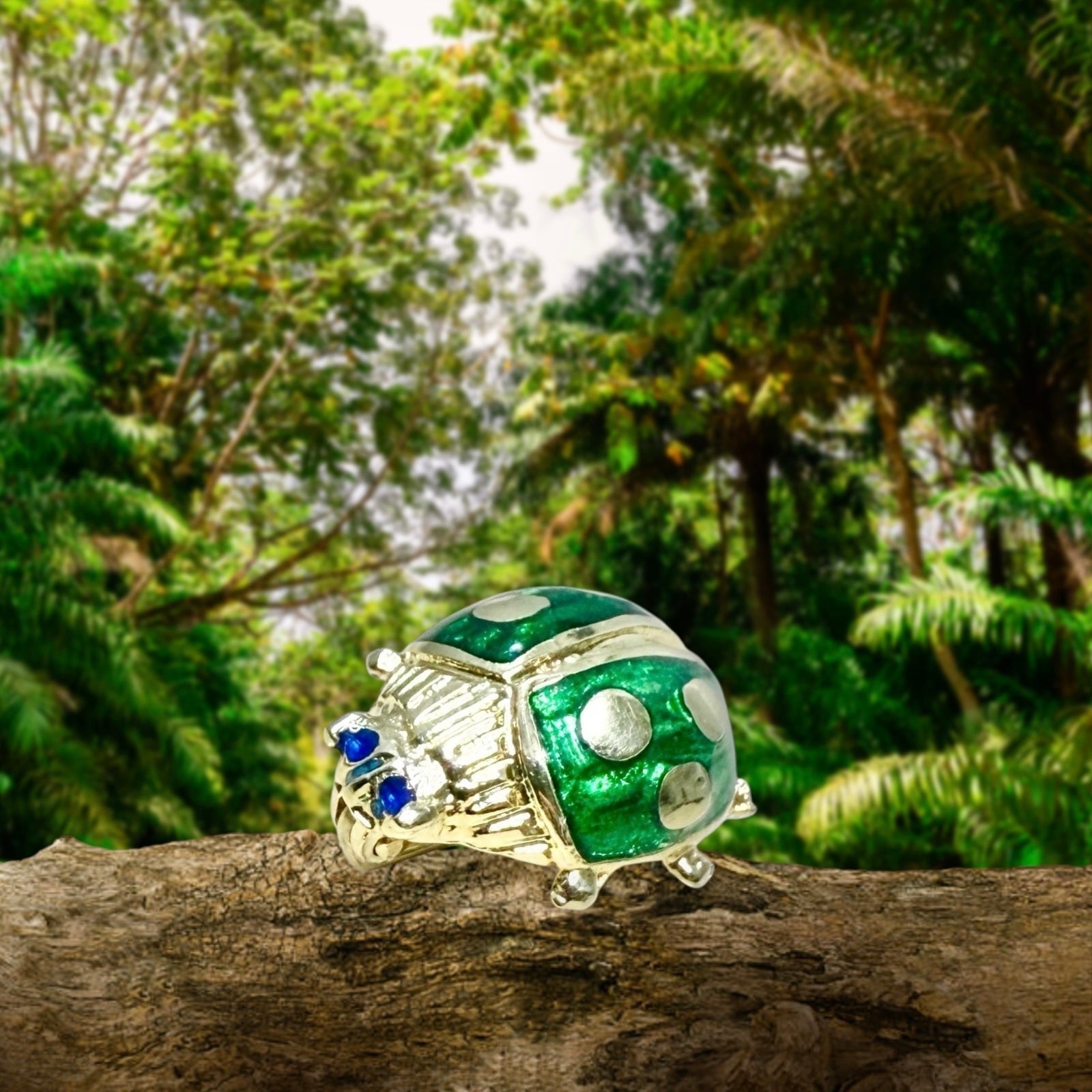 Vintage Italian 18K Yellow Gold & Enamel Ladybug Brooch Pin - WeilJewelry