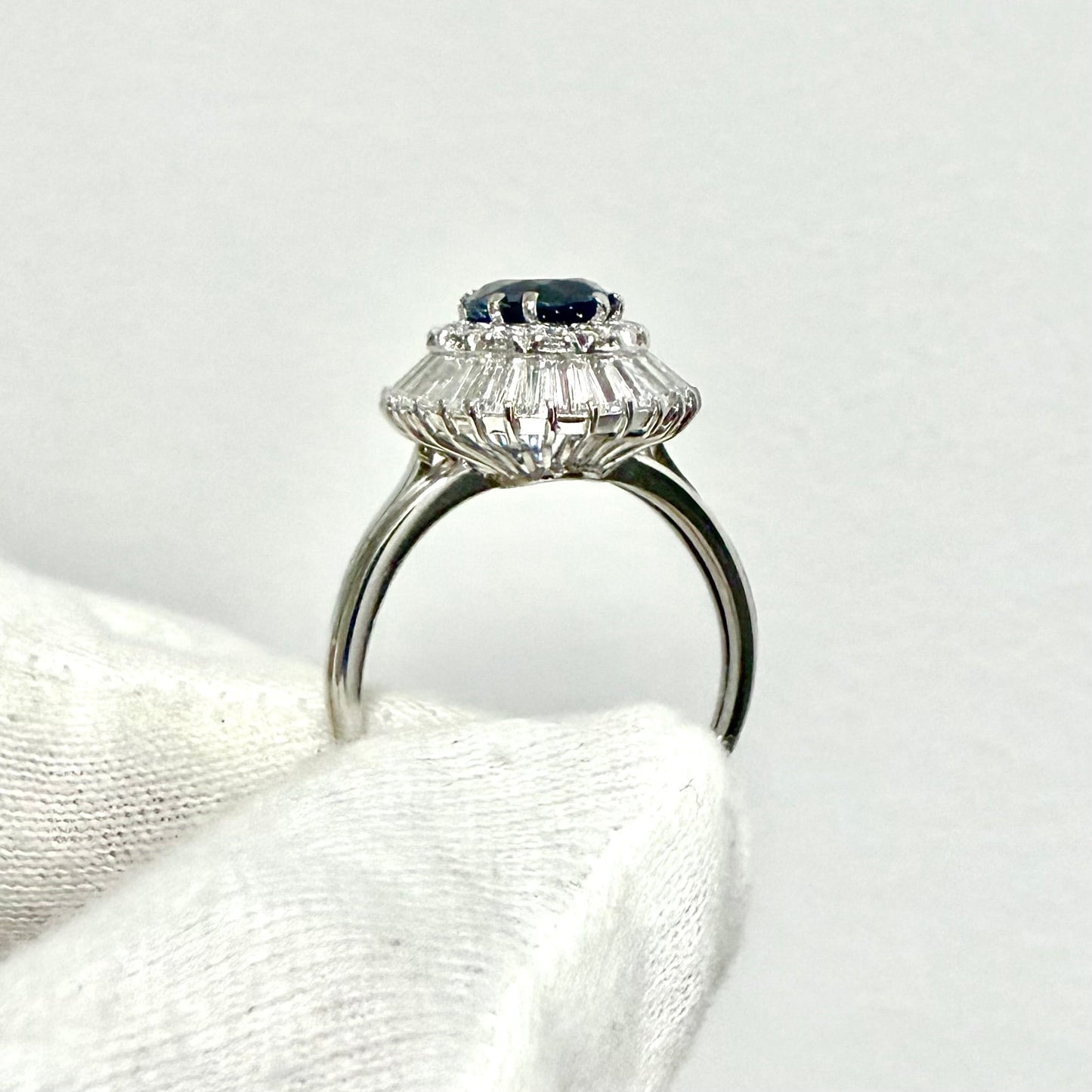 Vintage Platinum 3 Carats Untreated Sapphire & Diamond Halo Ring - WeilJewelry