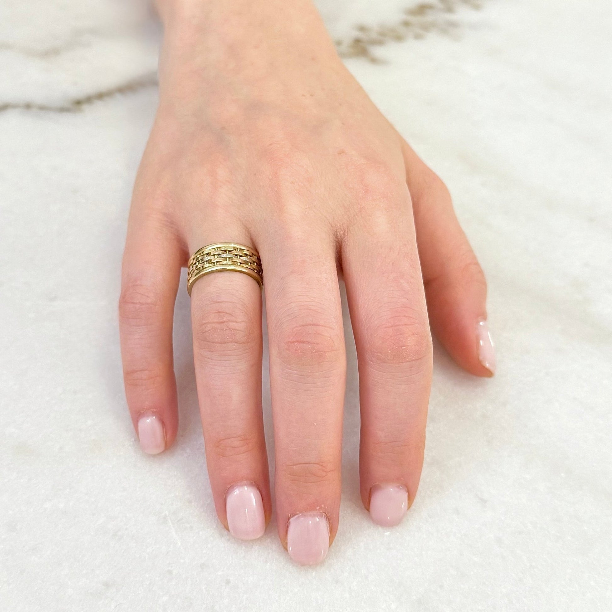 Vintage Solid 14K Tri Tone Gold Basket Weave Wedding Band Ring - WeilJewelry