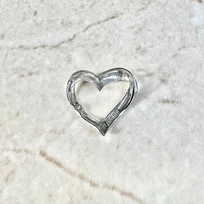 10 Karat White Gold Diamond Heart Pendant