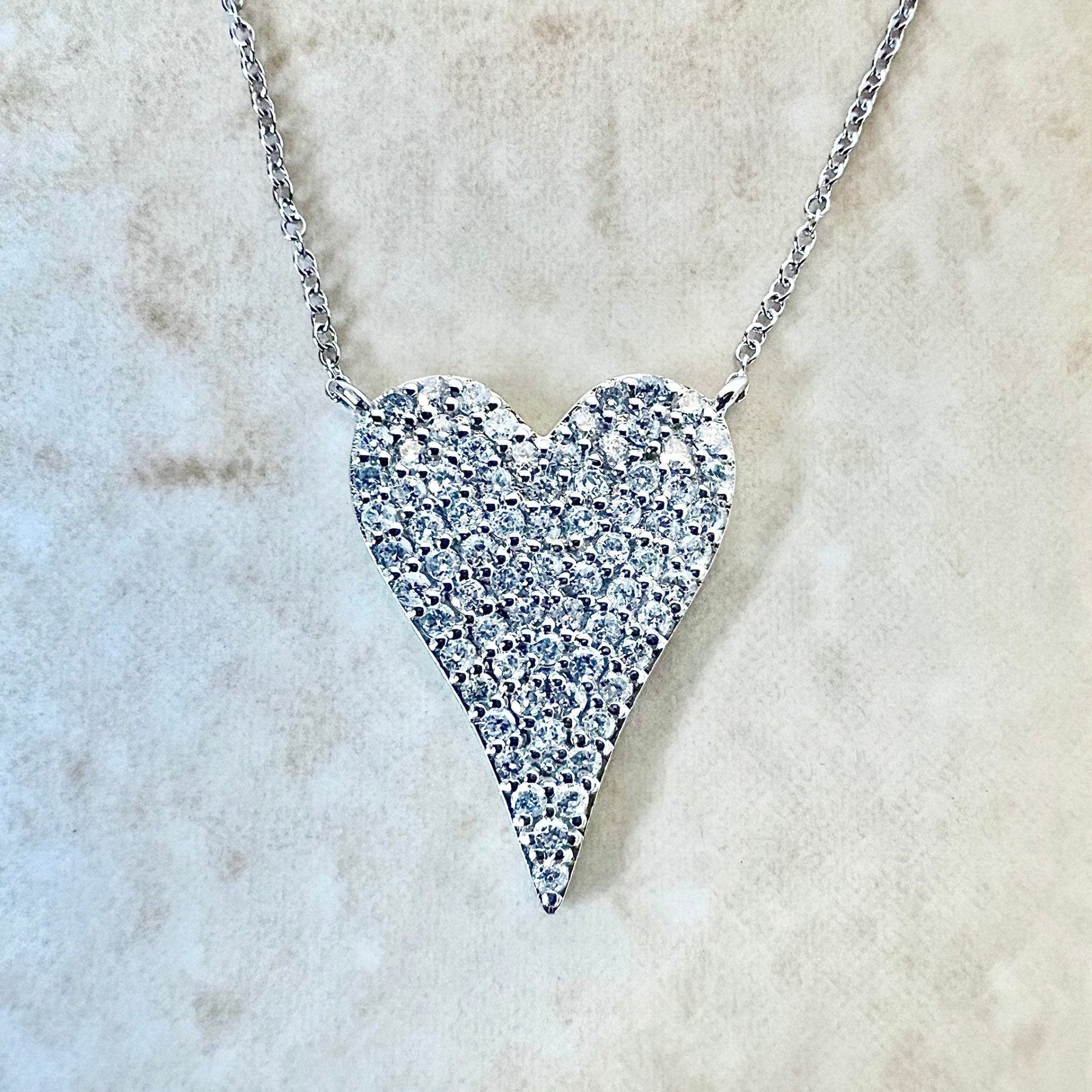 18k White Gold Three Stone Princess Cut Invisible Setting Diamond Heart  Pendant (0.92 Ct, G Color, SI2 Clarity)