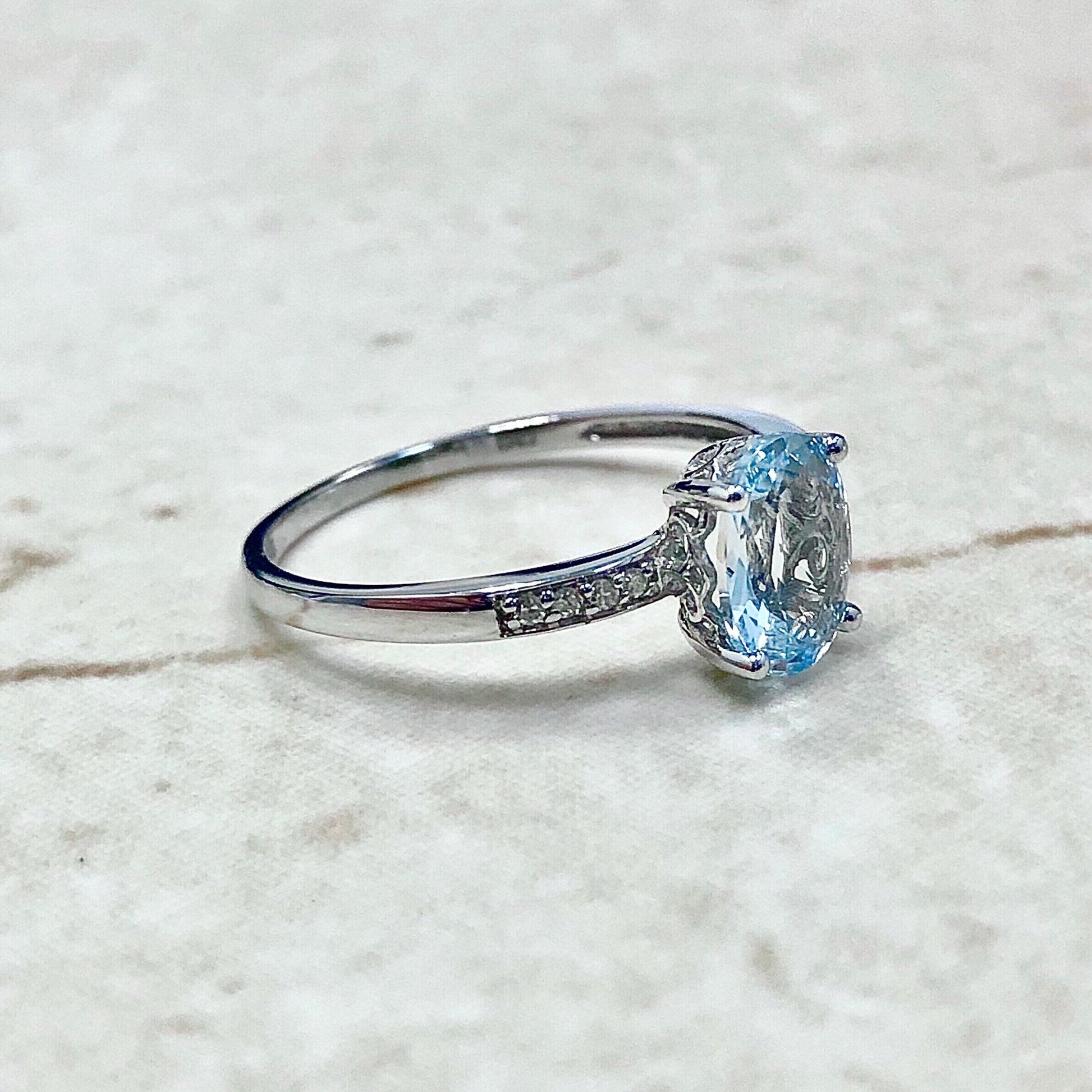 14K Oval Aquamarine & Diamond Ring  - White Gold Aquamarine Solitaire Ring - March Birthstone - Birthday Gift - Best Gift For Her