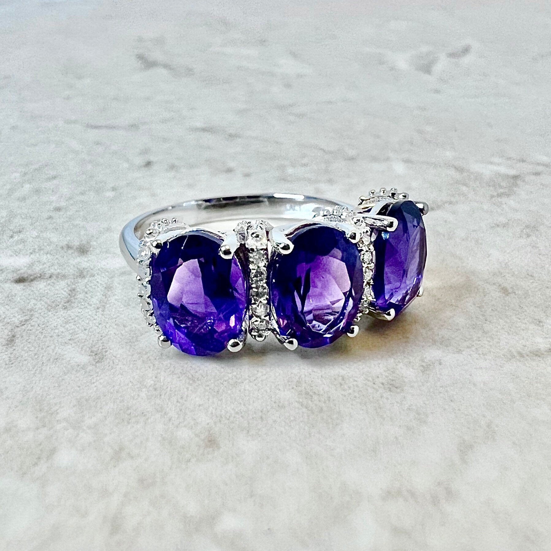 14K Oval Amethyst & Diamond Cocktail Ring - White Gold Three Stone Ring - Gold Amethyst Ring - February Birthstone - Holiday Gift